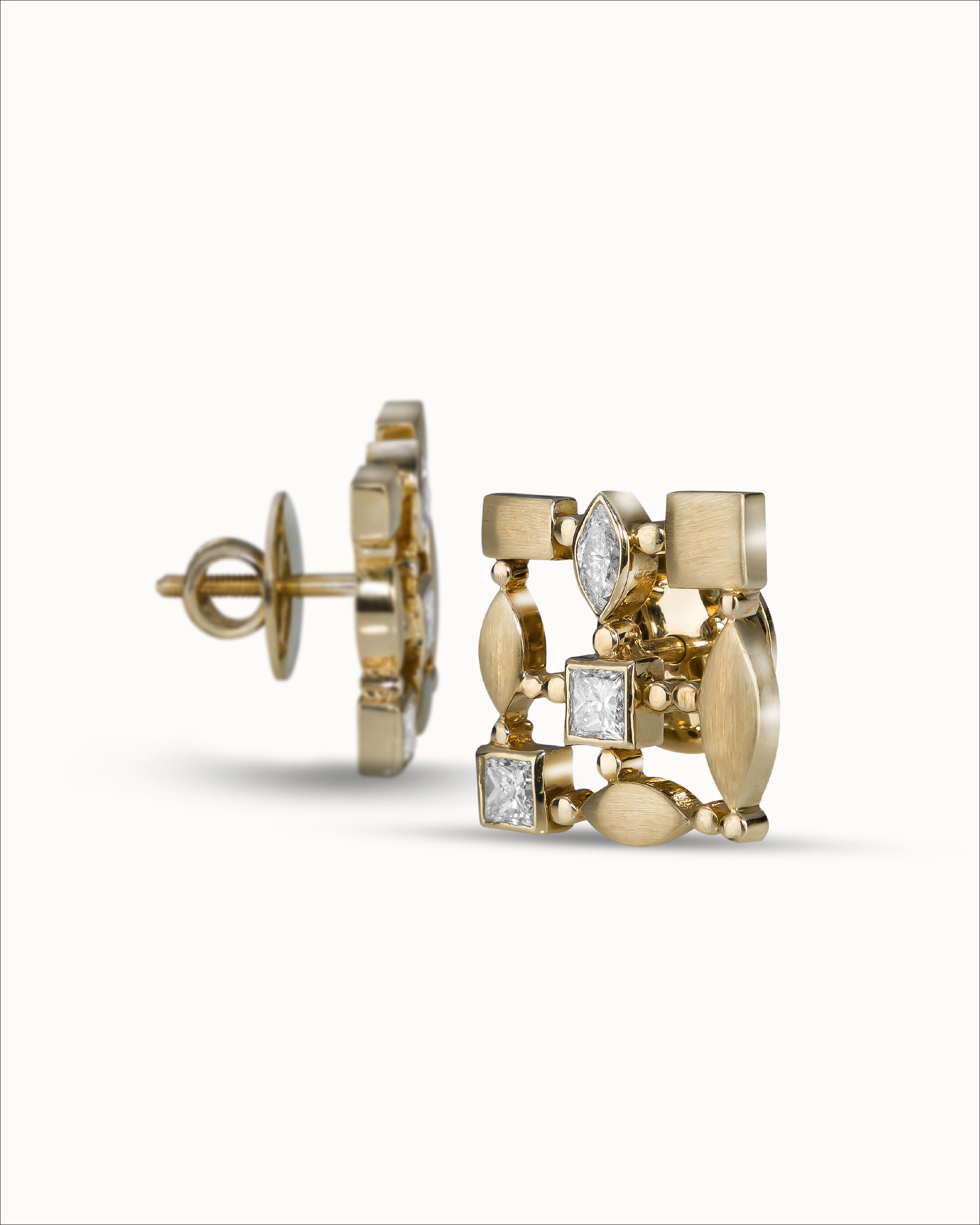 Ahalya Gold & Diamond Earrings SD-XXXD-AA-02-0050 - Detailed View