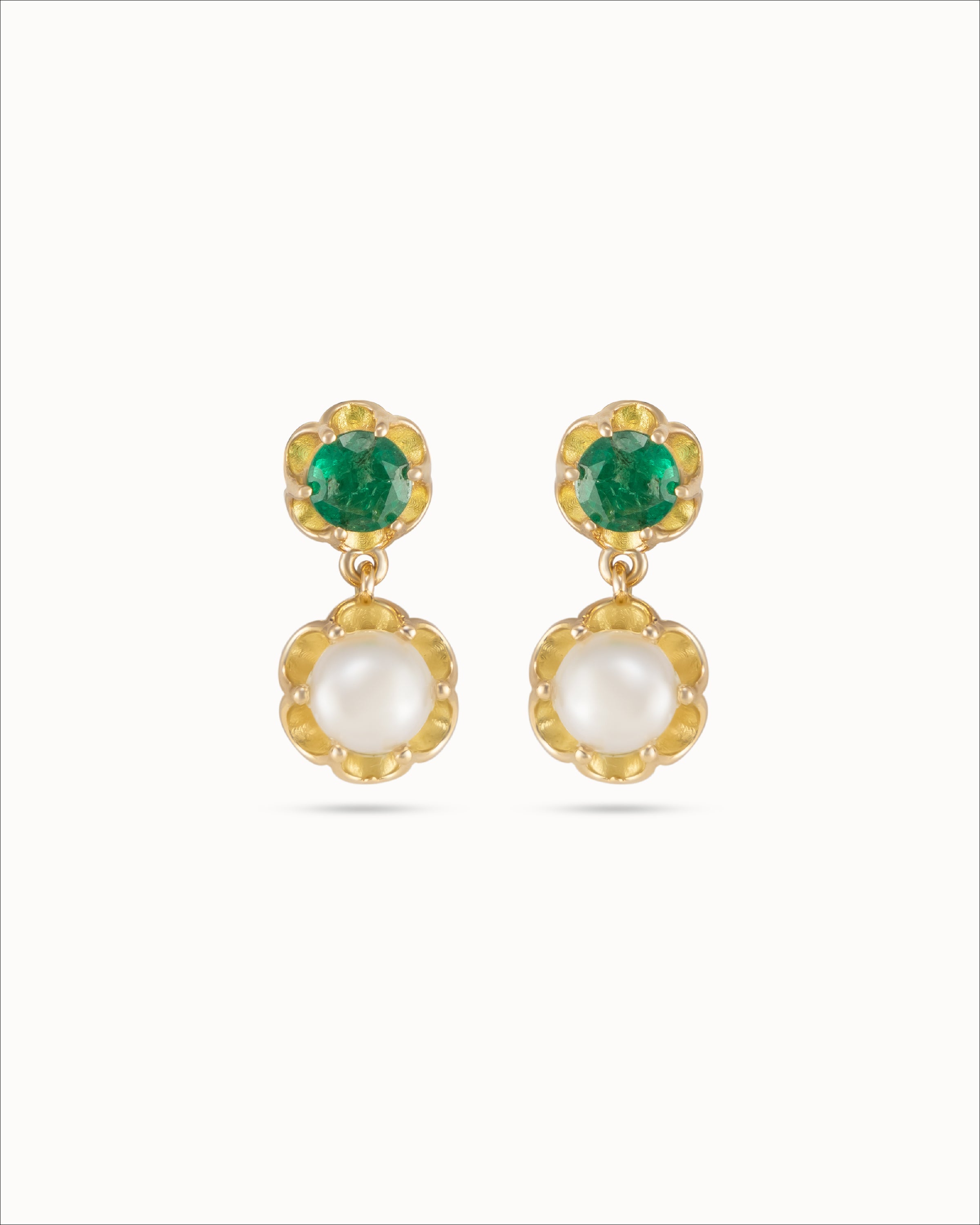 Ahalya Gold & Emerald Earrings HG-MXDS-AA-02-0146 - Cover View