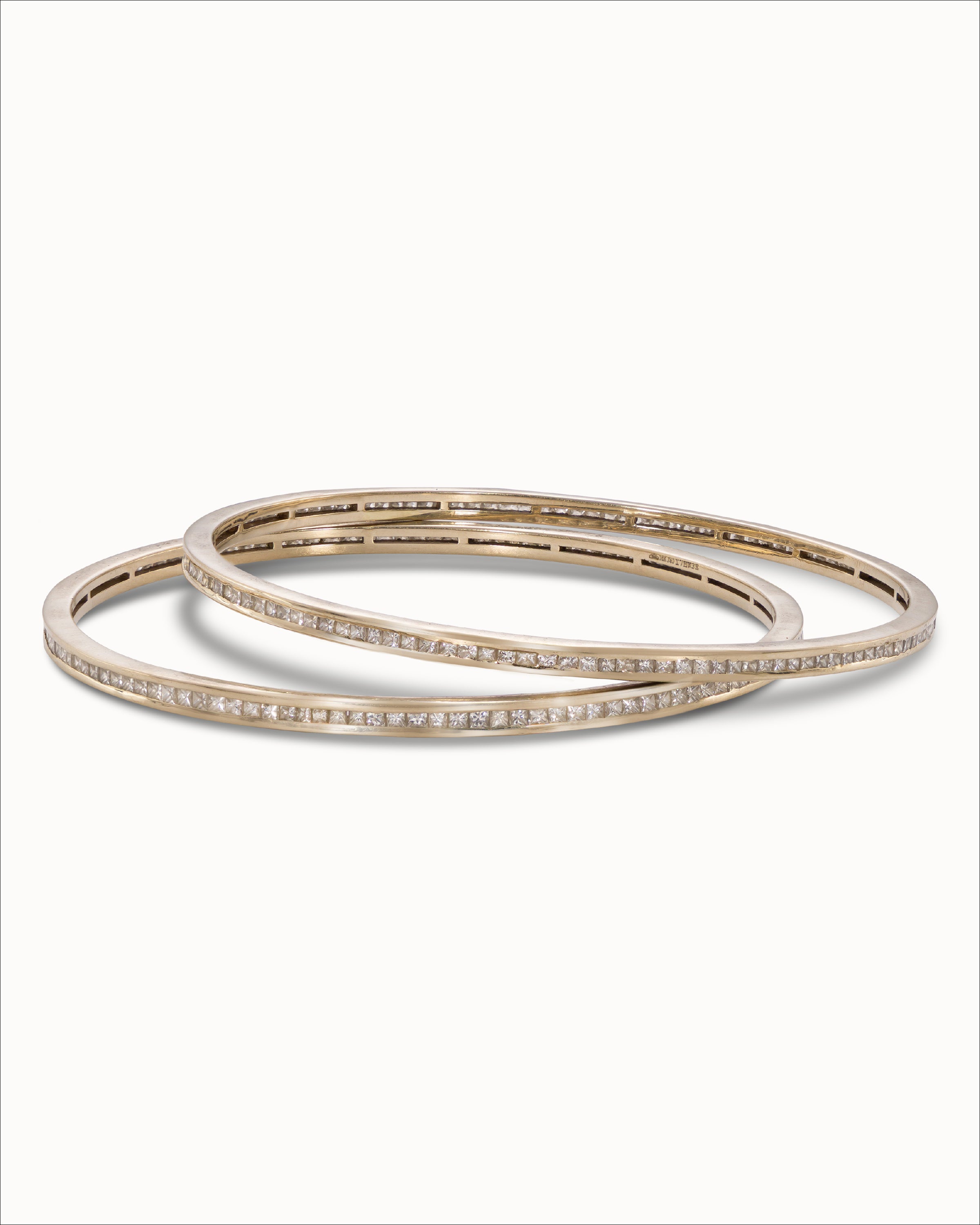 Ahalya Gold & Diamond Bangle SB-XXXD-AA-03-0007 - Angled View