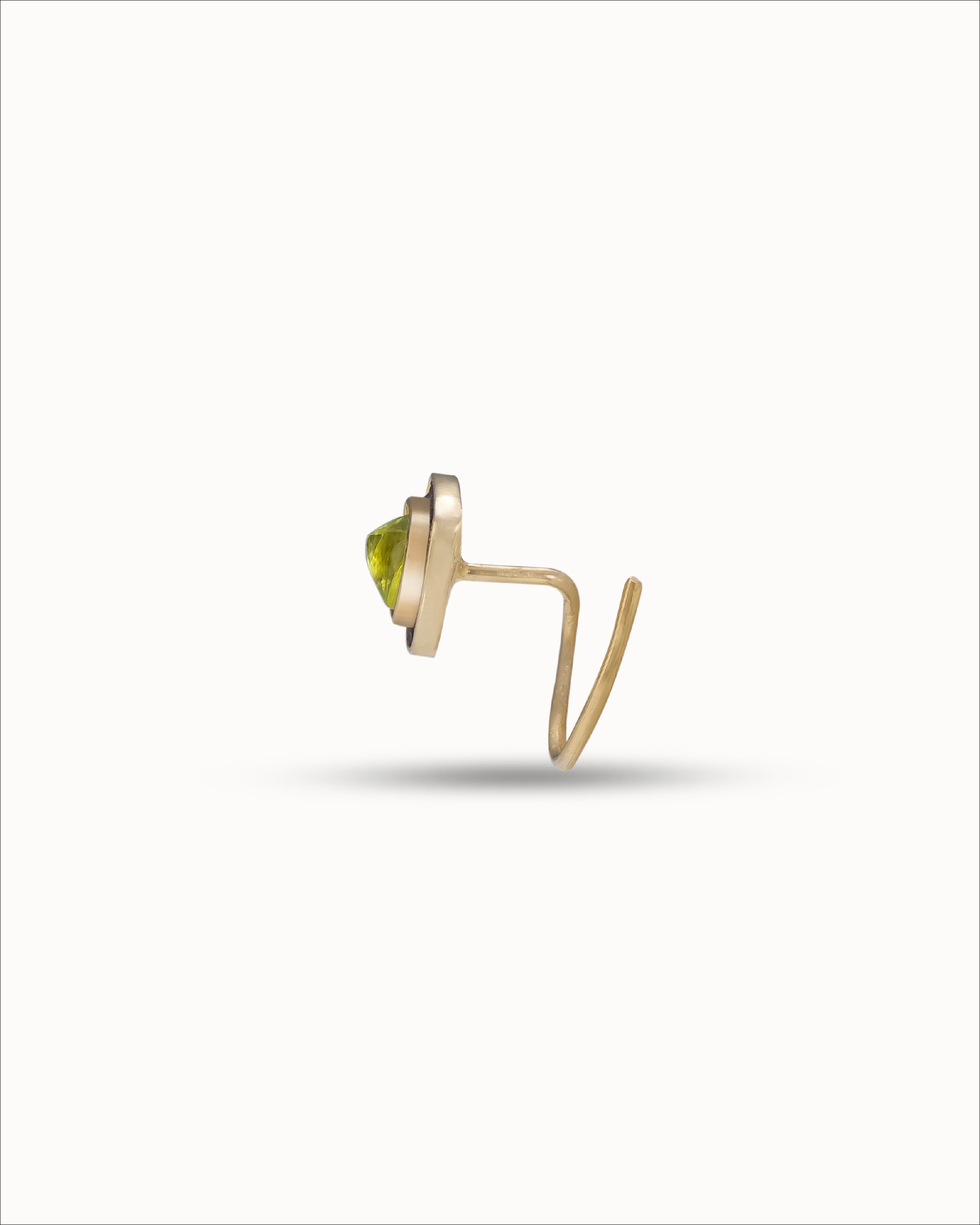 Ahalya Gold & Peridot Nosepin WR-XXPE-AA-05-0036 - Stem View
